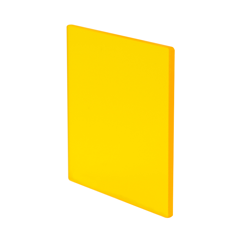 Filter kaca potong berwarna kuning keemasan